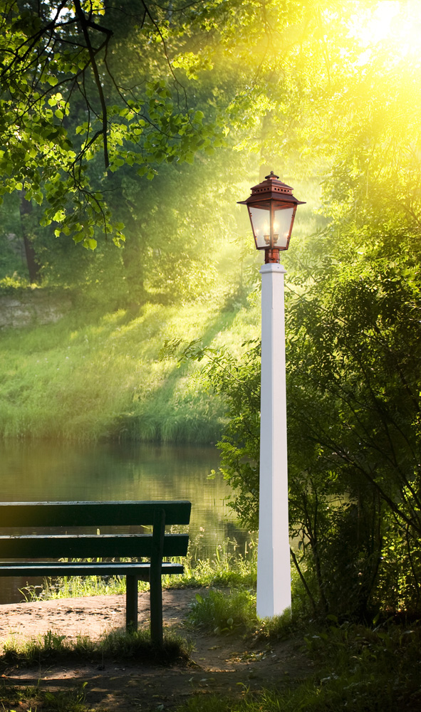 Richmond Lantern Post